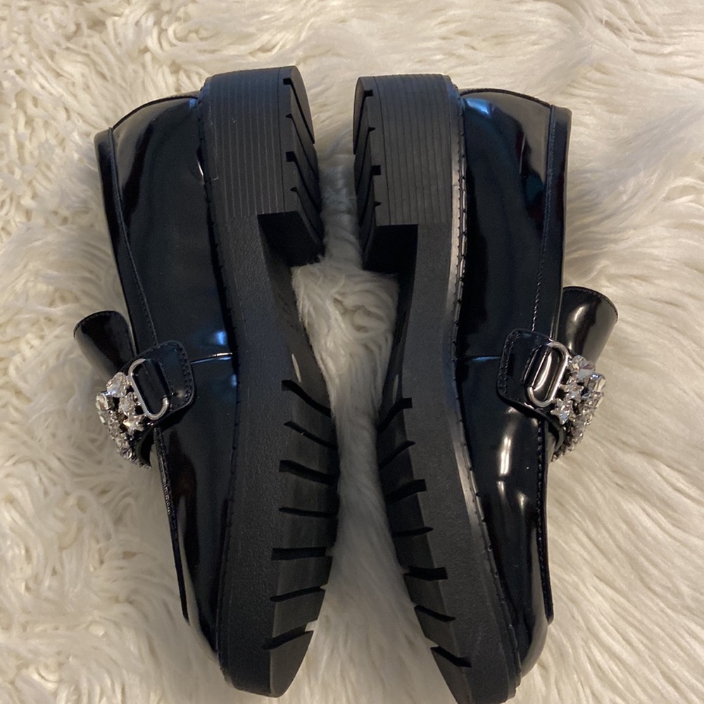 GB SHOES SIZE 9 BNWOT COLOR BLACK SEE ALL PHOTOS - Picture 4 of 12